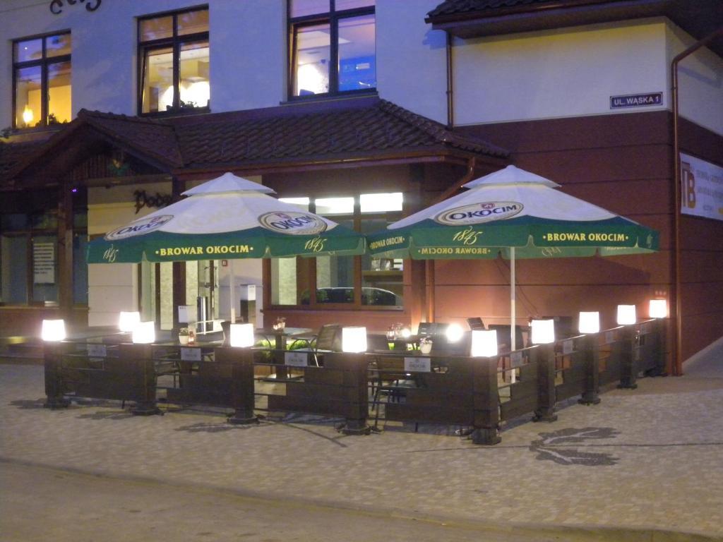 Hotel Podzamcze Dobczyce Luaran gambar
