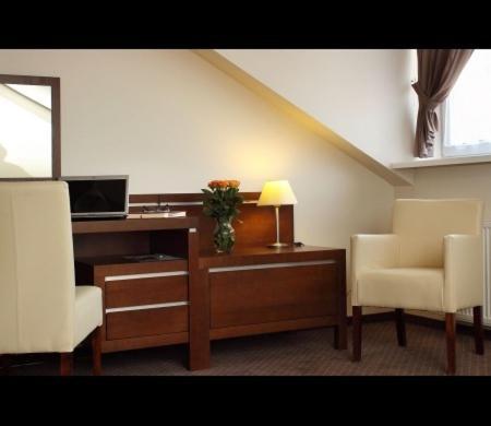 Hotel Podzamcze Dobczyce Luaran gambar