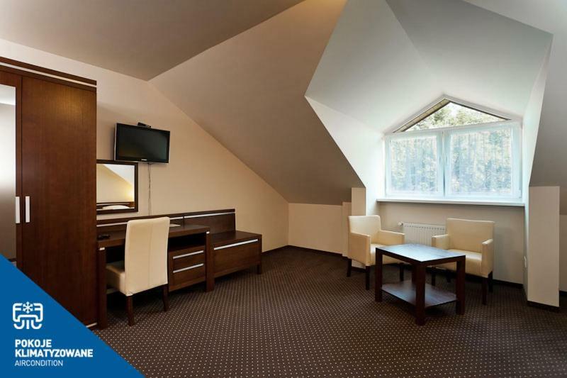 Hotel Podzamcze Dobczyce Luaran gambar